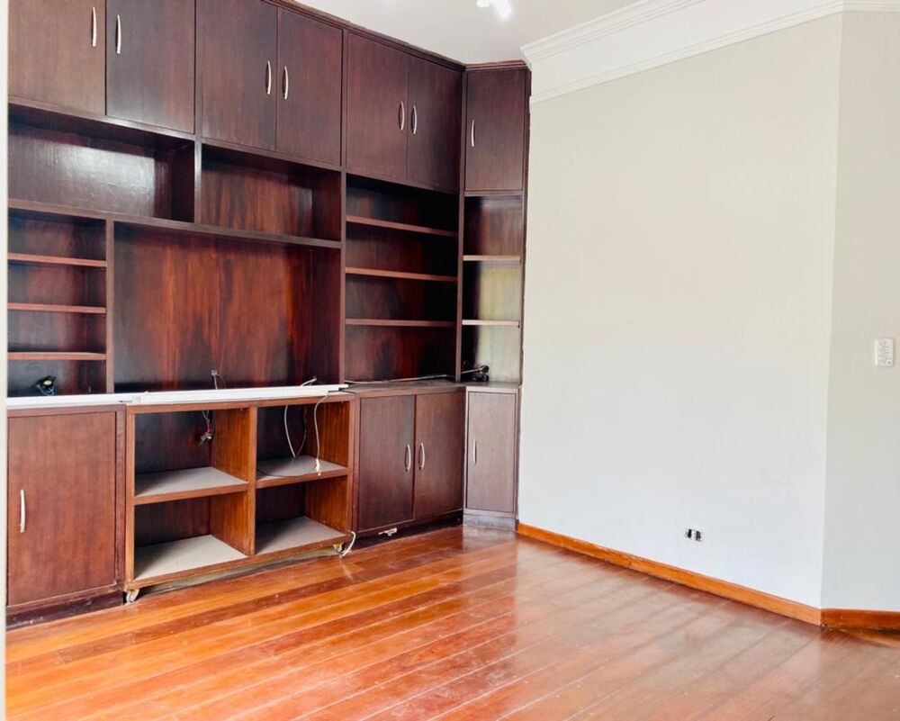 Casa, 4 quartos, 395 m² - Foto 1