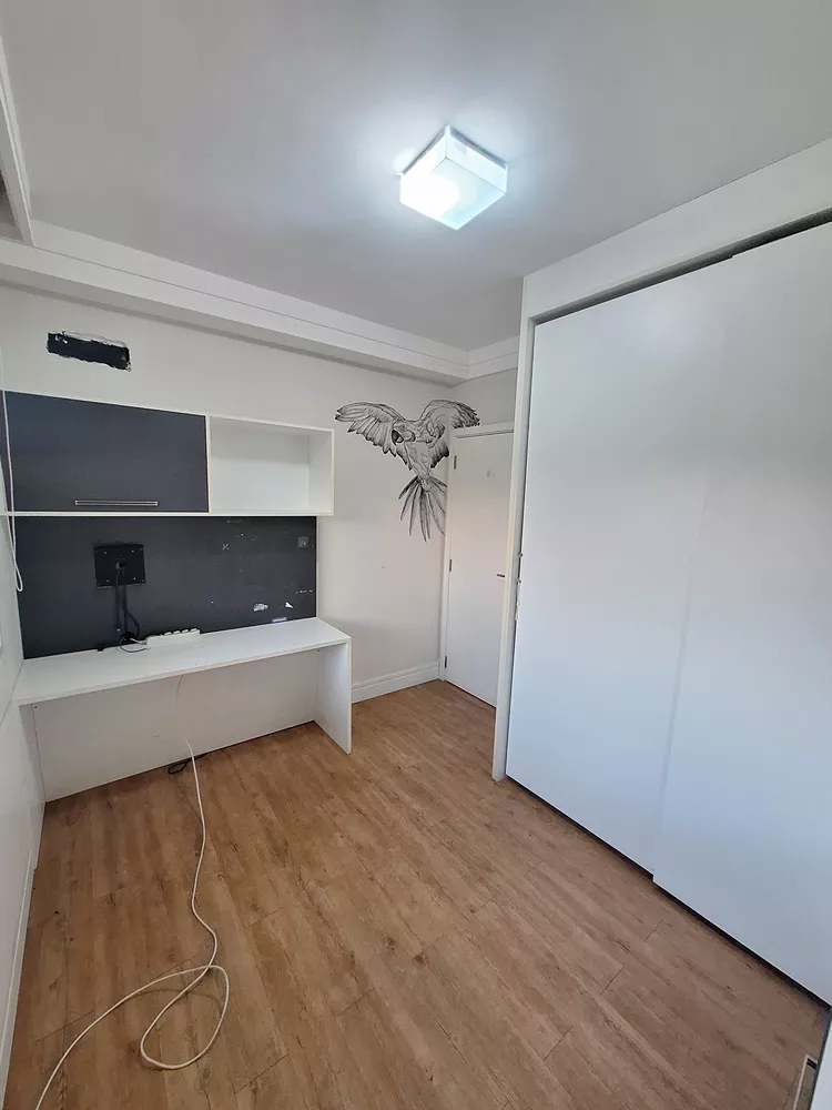 Casa para alugar com 4 quartos, 301m² - Foto 6