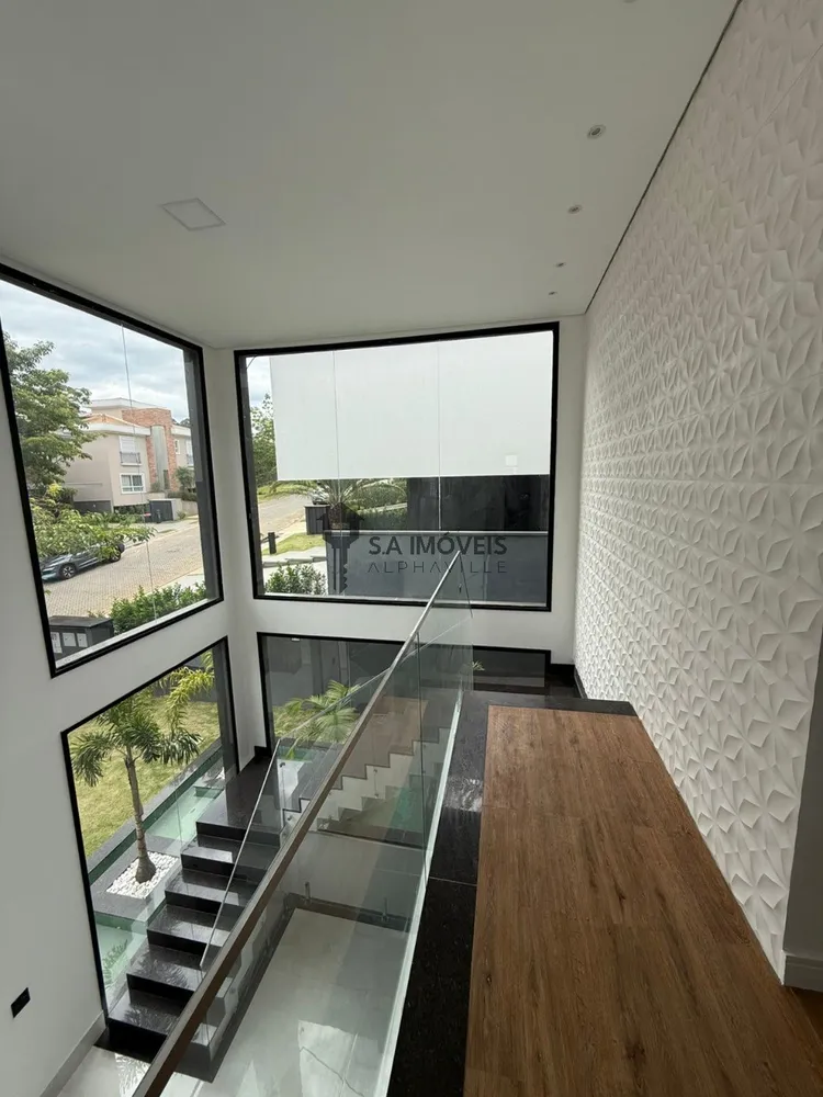 Casa, 4 quartos, 555 m² - Foto 1
