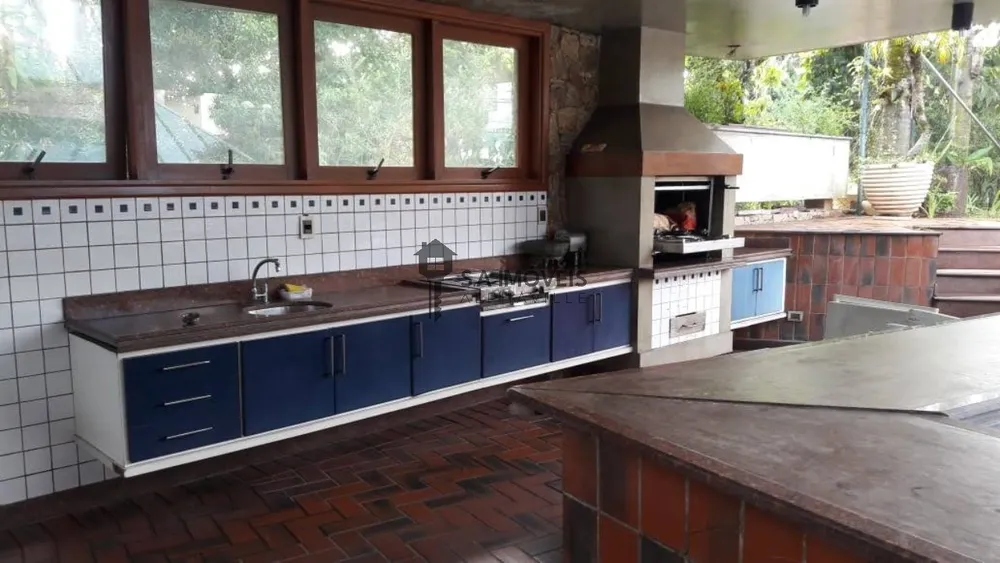 Casa, 9 quartos, 1631 m² - Foto 9