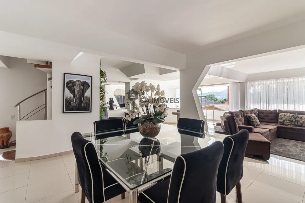 Casa, 4 quartos, 348 m² - Foto 4