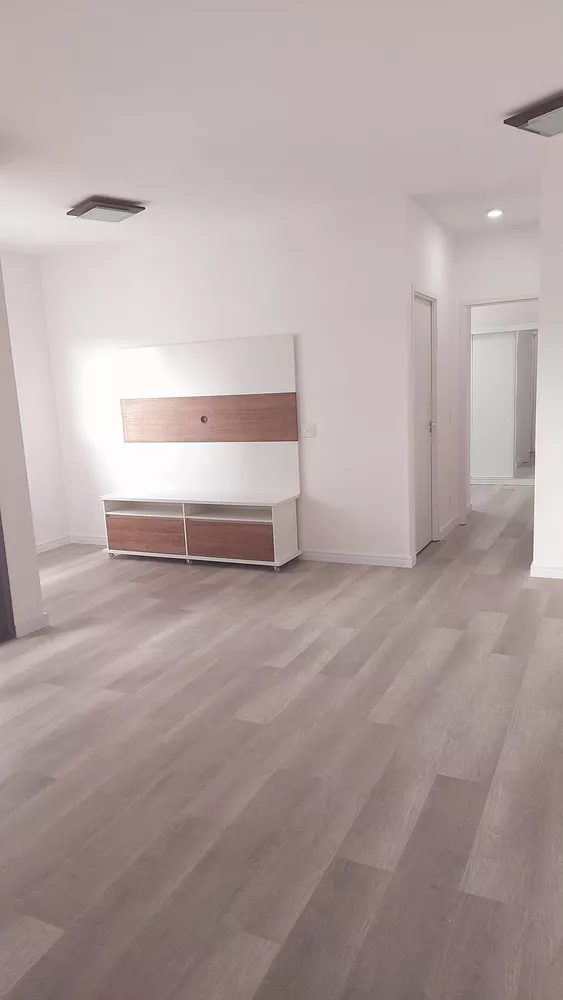 Apartamento à venda com 2 quartos, 69m² - Foto 5