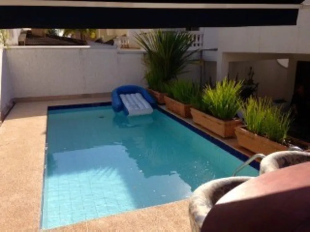 Casa, 3 quartos, 300 m² - Foto 1