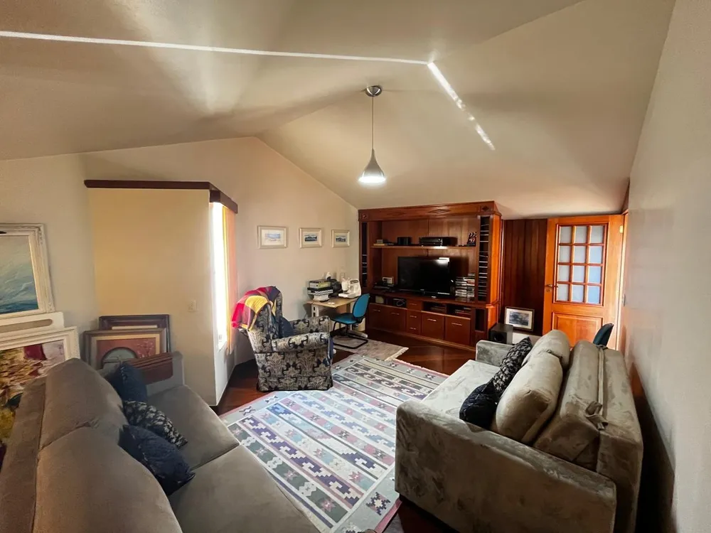 Casa, 3 quartos, 270 m² - Foto 4