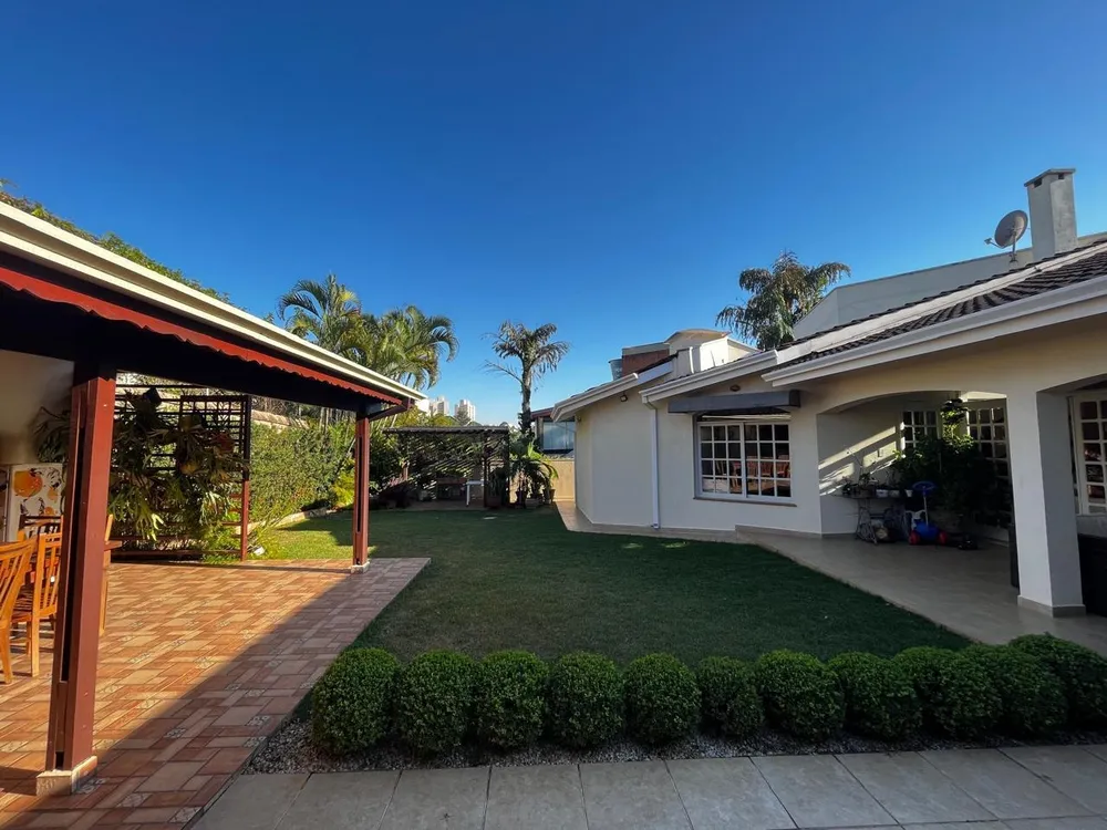 Casa, 3 quartos, 270 m² - Foto 11