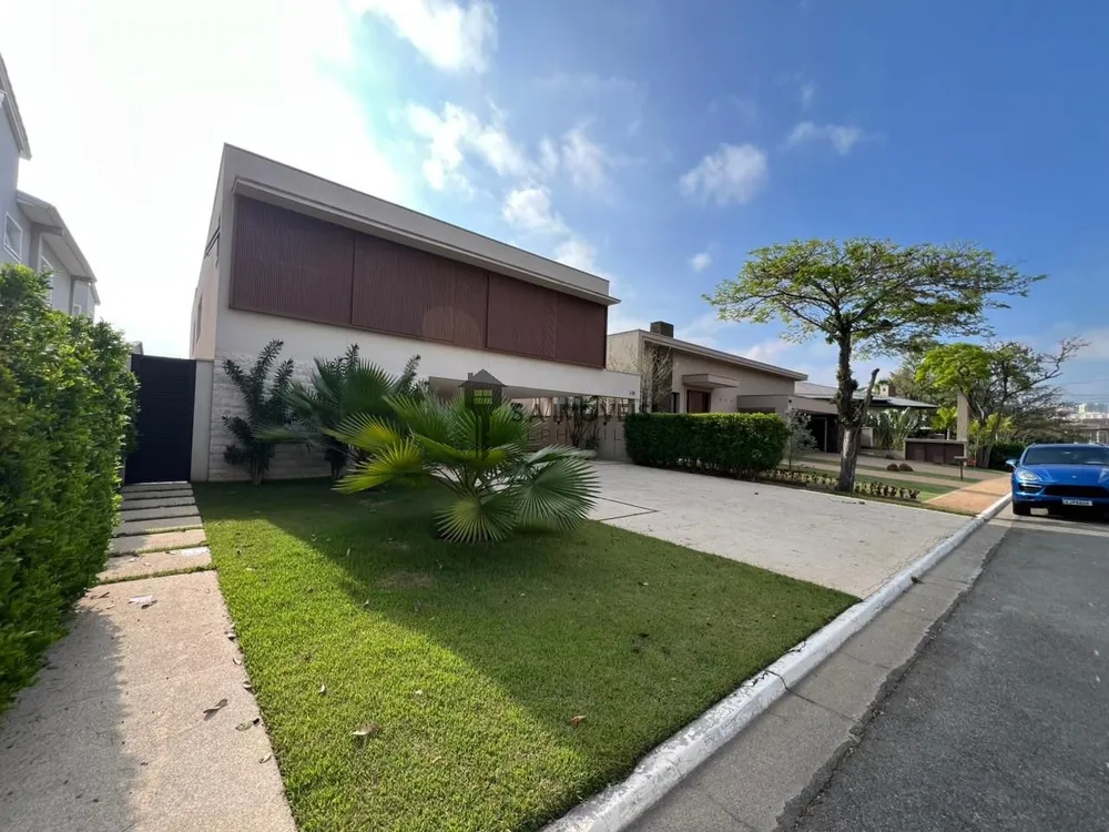 Casa, 4 quartos, 550 m² - Foto 1