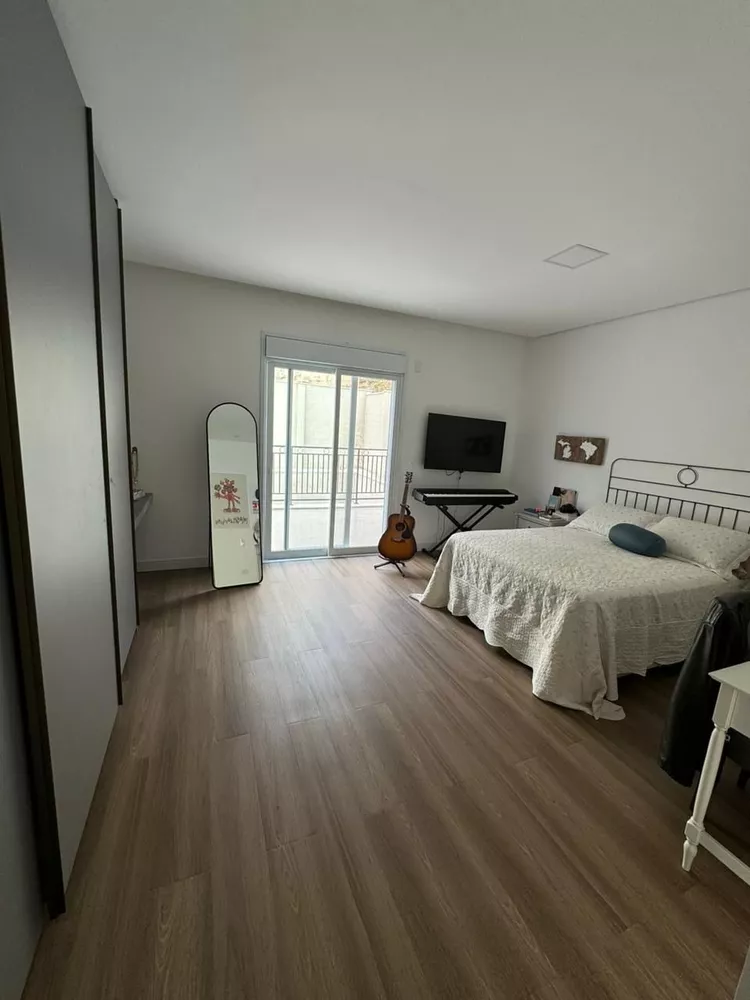 Casa à venda com 4 quartos, 438m² - Foto 2