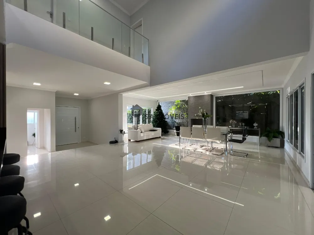 Casa, 3 quartos, 344 m² - Foto 1