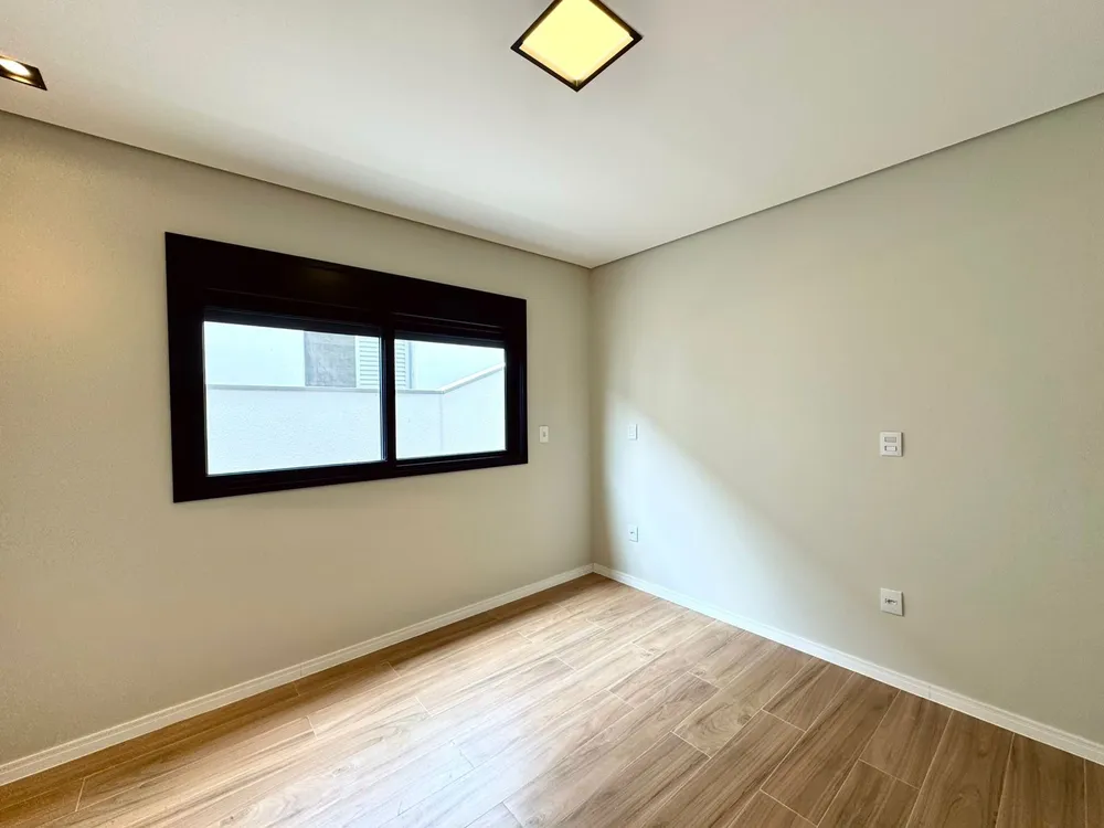 Casa, 3 quartos, 212 m² - Foto 3