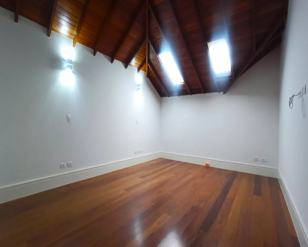 Casa, 7 quartos, 918 m² - Foto 1