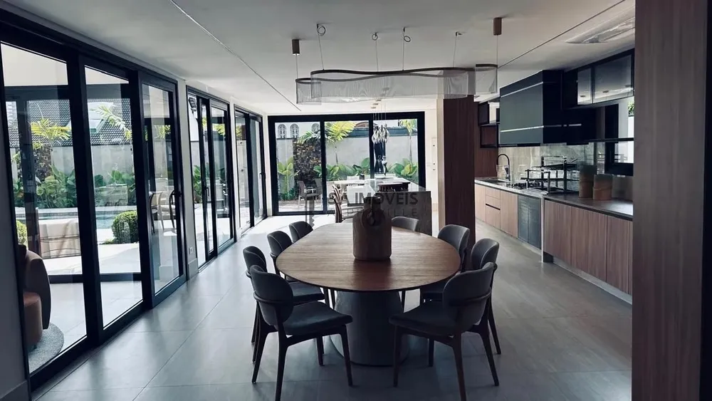Casa, 5 quartos, 670 m² - Foto 2