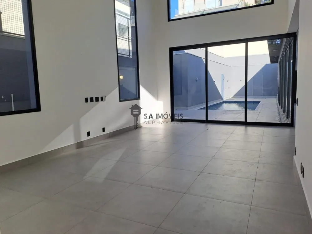 Casa, 4 quartos, 267 m² - Foto 2