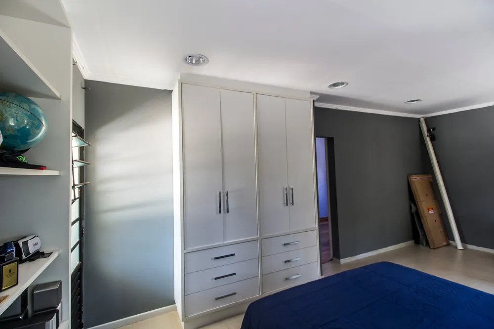 Casa, 4 quartos, 318 m² - Foto 2