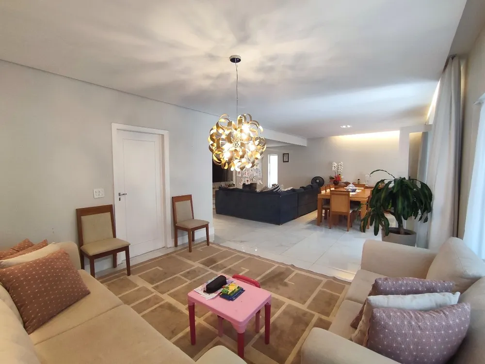 Casa, 4 quartos, 310 m² - Foto 2
