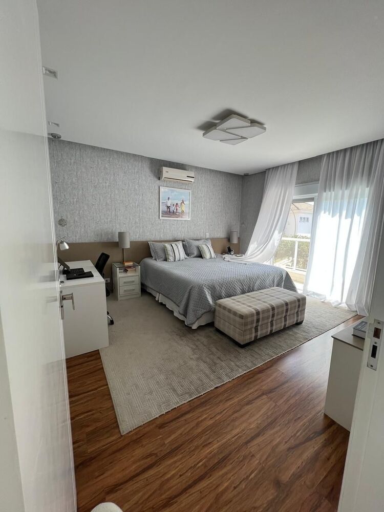 Casa para alugar com 4 quartos, 400m² - Foto 18