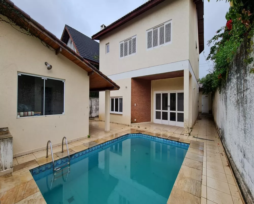 Casa à venda com 4 quartos, 340m² - Foto 9