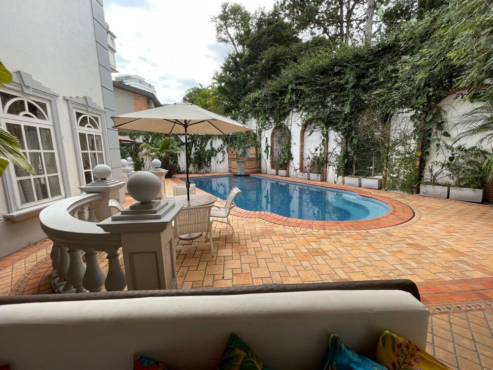 Casa, 6 quartos, 960 m² - Foto 2