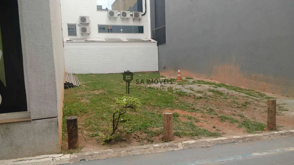 Loteamento e Condomínio, 128 m² - Foto 1