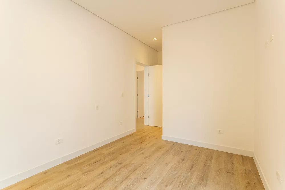 Casa à venda com 3 quartos, 325m² - Foto 4