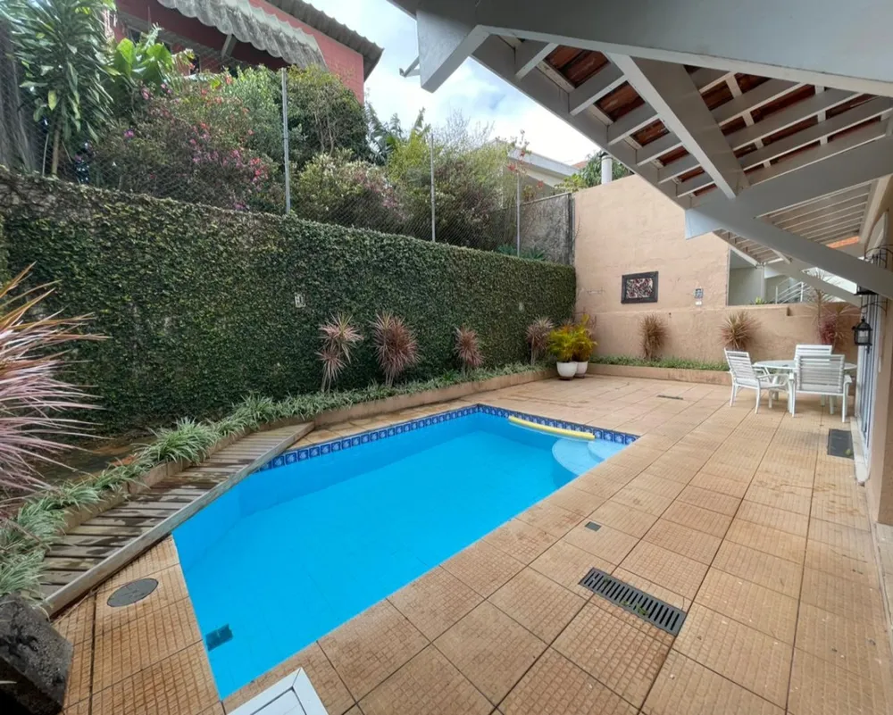 Casa, 4 quartos, 280 m² - Foto 1