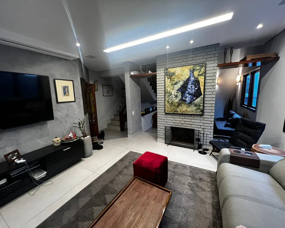 Casa, 4 quartos, 320 m² - Foto 1