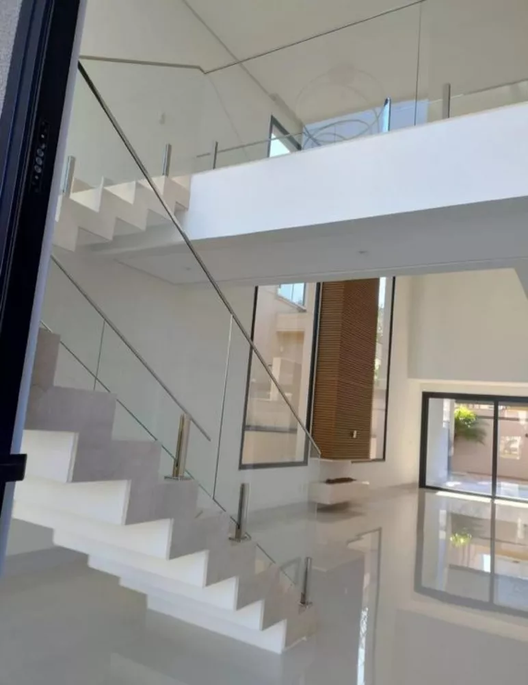 Casa à venda com 4 quartos, 420m² - Foto 3