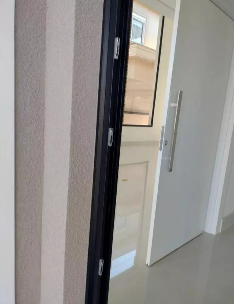 Casa à venda com 4 quartos, 420m² - Foto 7