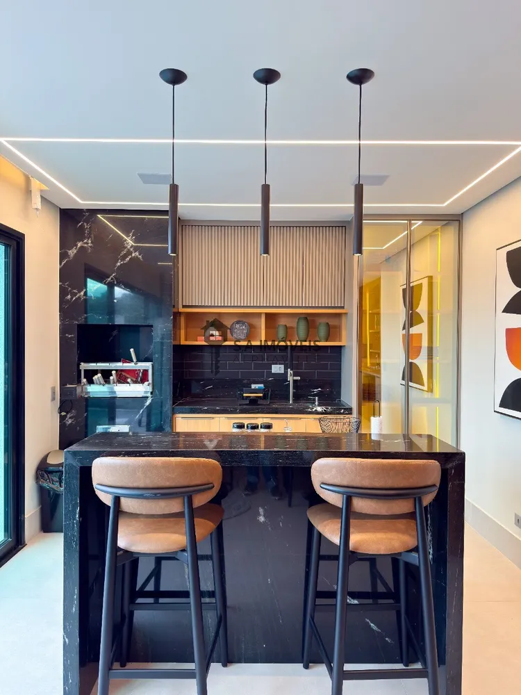 Casa, 3 quartos, 247 m² - Foto 4