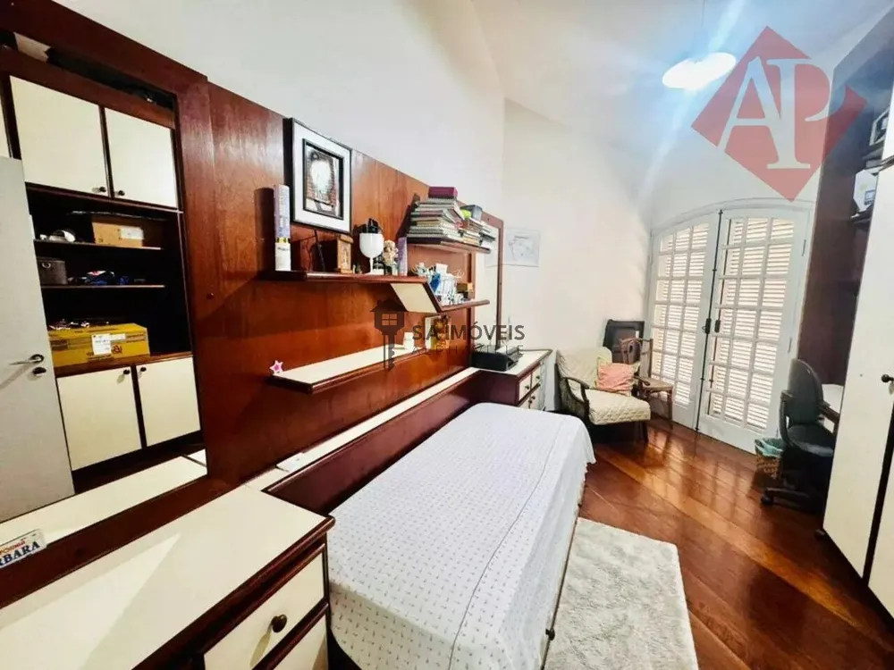 Casa, 3 quartos, 270 m² - Foto 4