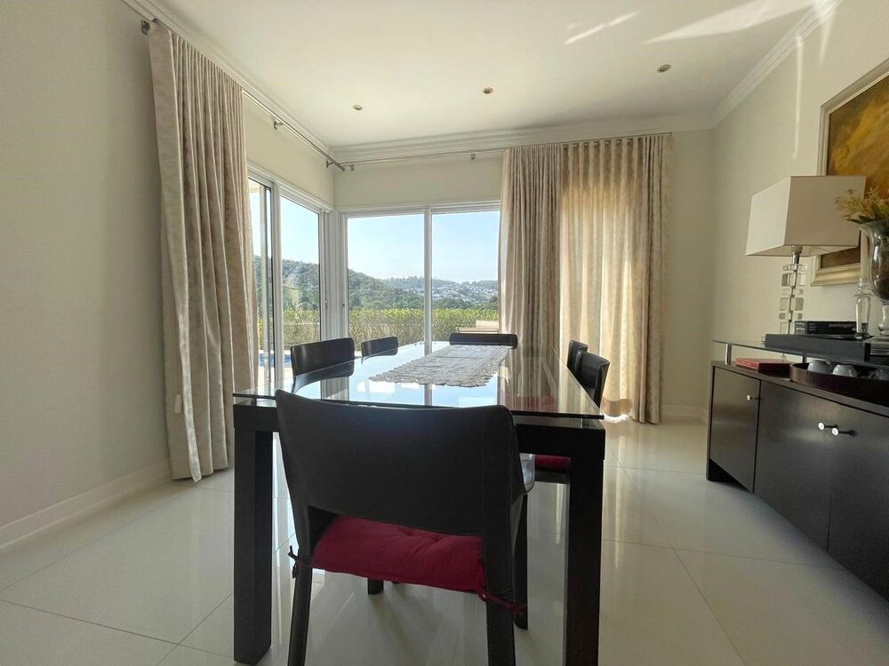 Casa à venda com 5 quartos, 441m² - Foto 2