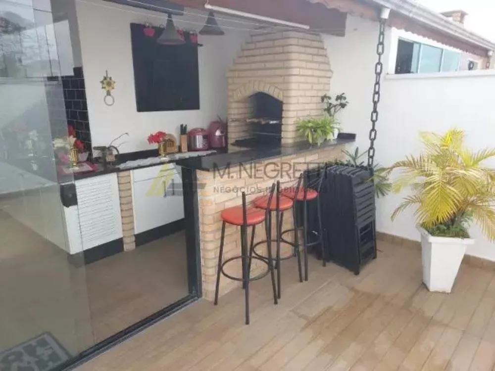 Cobertura à venda com 2 quartos, 98m² - Foto 1