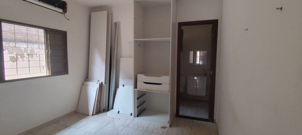 Casa à venda com 3 quartos, 79m² - Foto 4