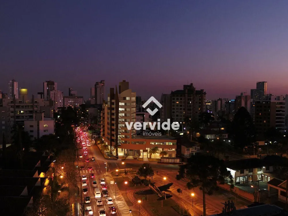 Cobertura, 3 quartos, 226 m² - Foto 2