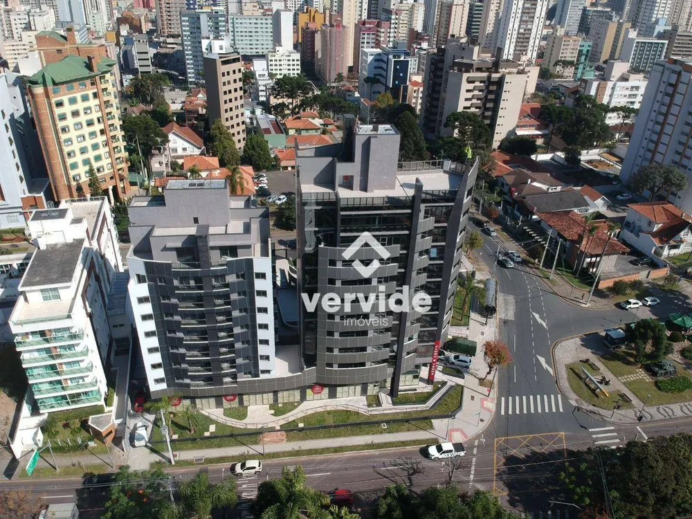 Cobertura, 3 quartos, 226 m² - Foto 1