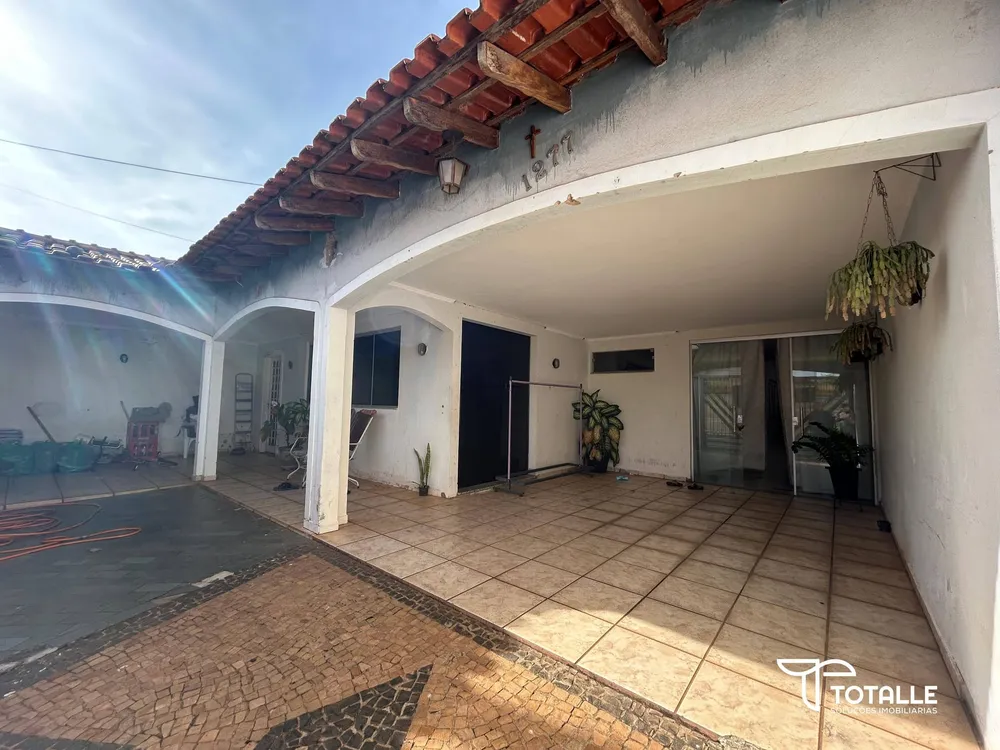 Casa, 3 quartos, 179 m² - Foto 1