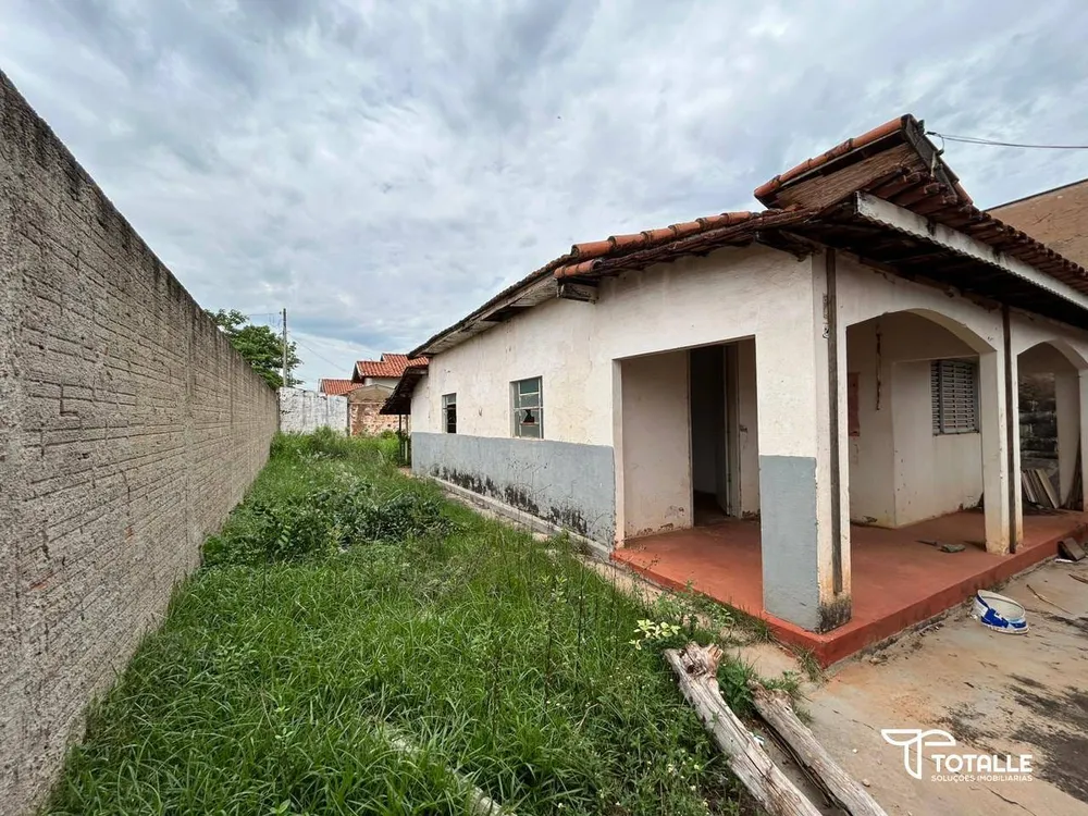 Terreno, 242 m² - Foto 1