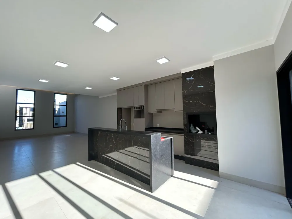 Casa, 3 quartos, 200 m² - Foto 2