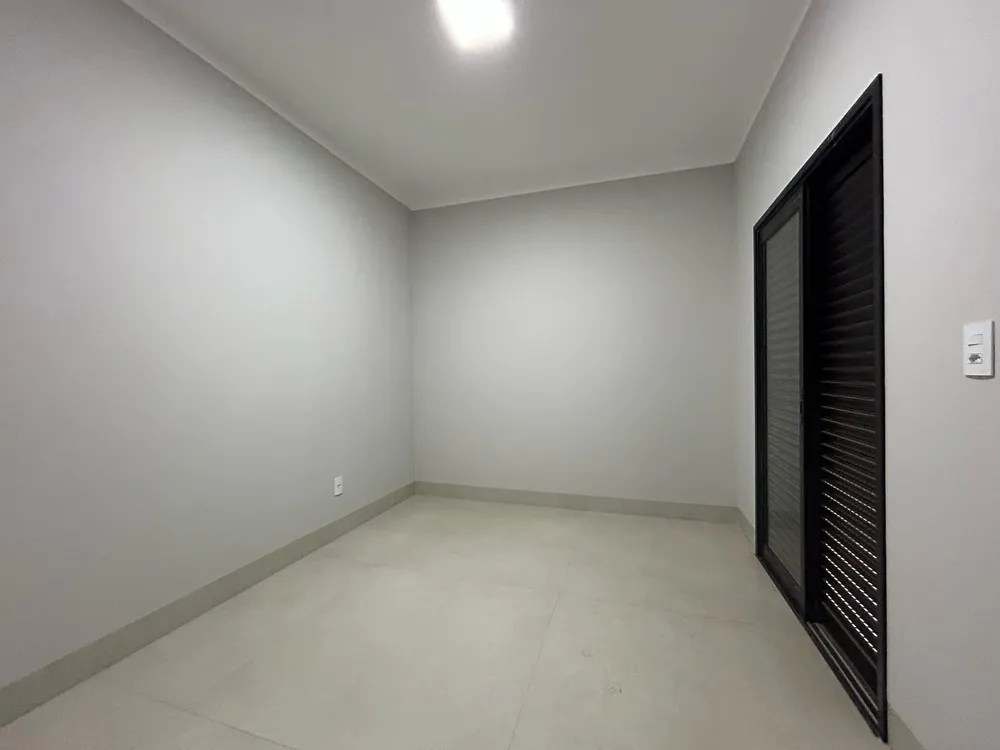 Casa, 3 quartos, 200 m² - Foto 1