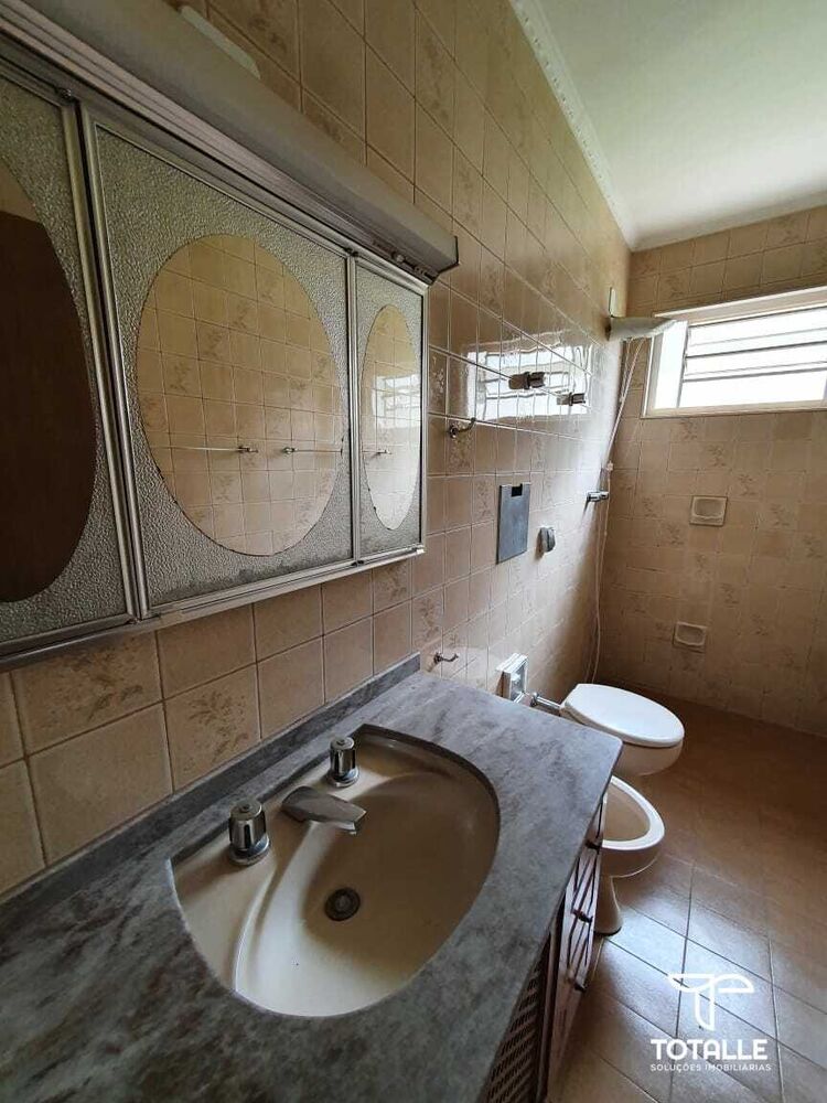 Casa, 3 quartos, 220 m² - Foto 3