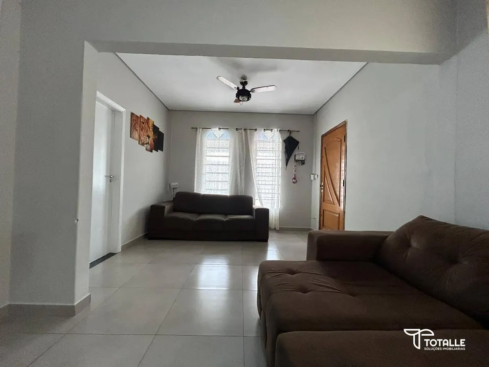 Casa, 3 quartos, 155 m² - Foto 2