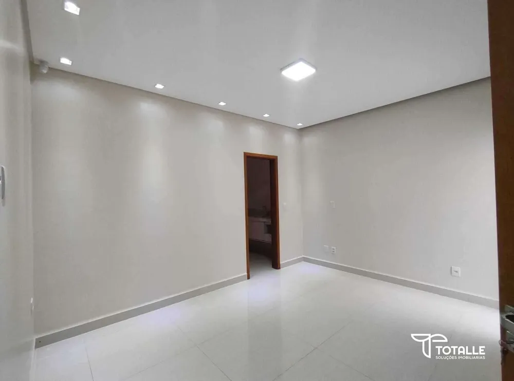 Casa, 3 quartos, 225 m² - Foto 4