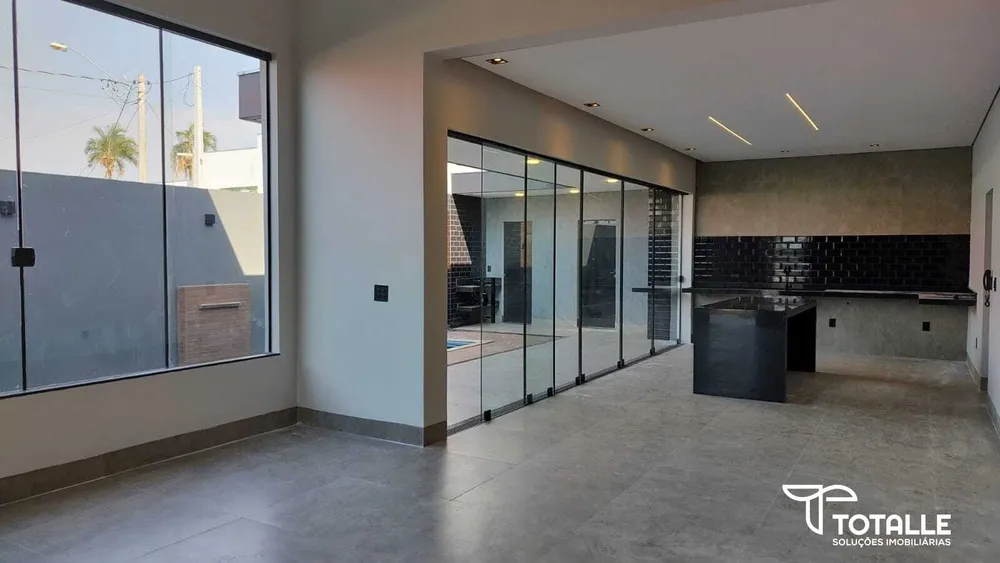 Casa, 3 quartos, 202 m² - Foto 4