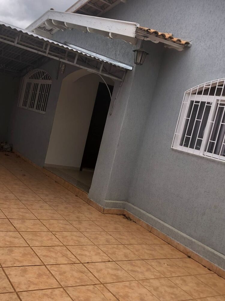 Casa à venda e aluguel com 3 quartos, 209m² - Foto 12
