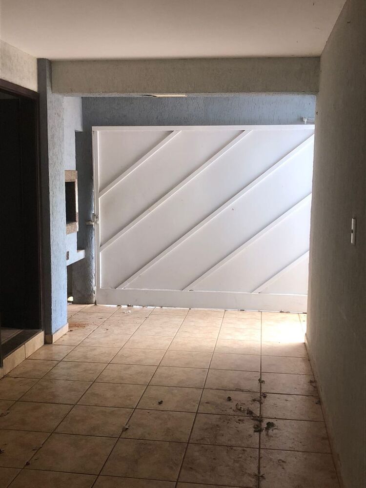 Casa à venda e aluguel com 3 quartos, 209m² - Foto 20