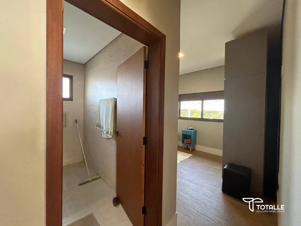 Sobrado, 3 quartos, 259 m² - Foto 2