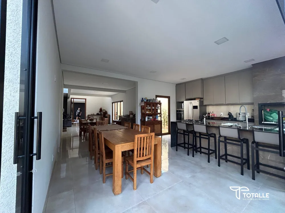 Sobrado, 3 quartos, 259 m² - Foto 4