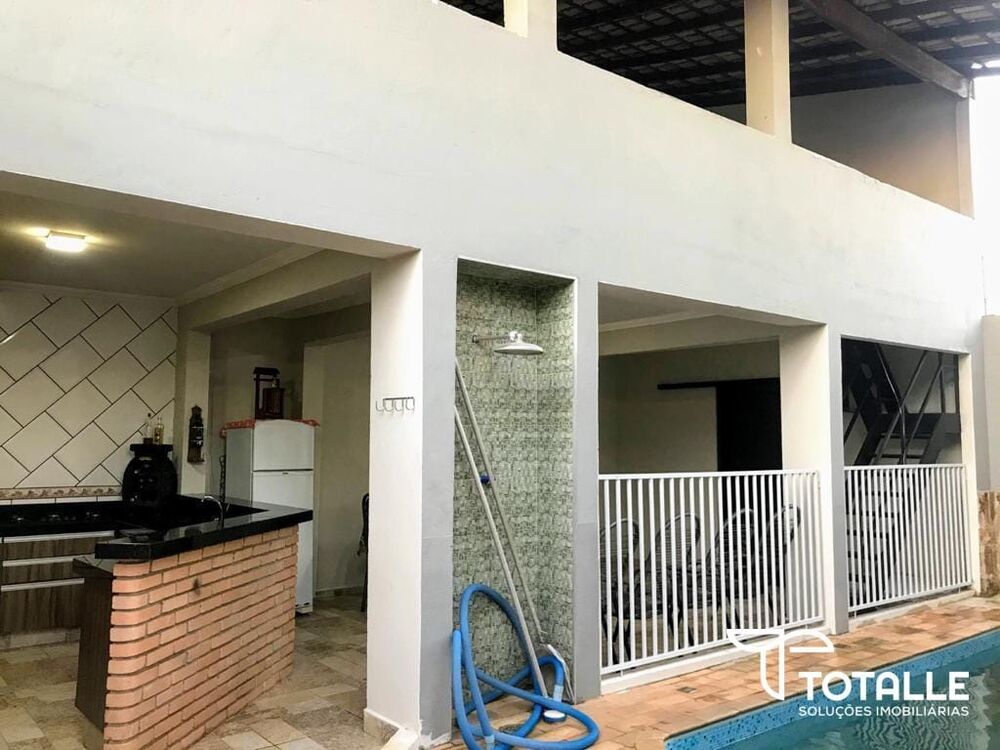 Casa, 3 quartos, 280 m² - Foto 2