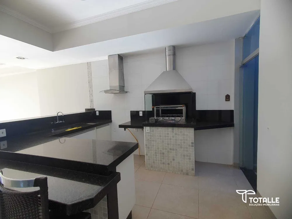 Sobrado, 4 quartos, 250 m² - Foto 2