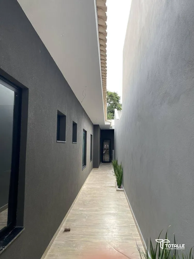Casa, 3 quartos, 216 m² - Foto 1