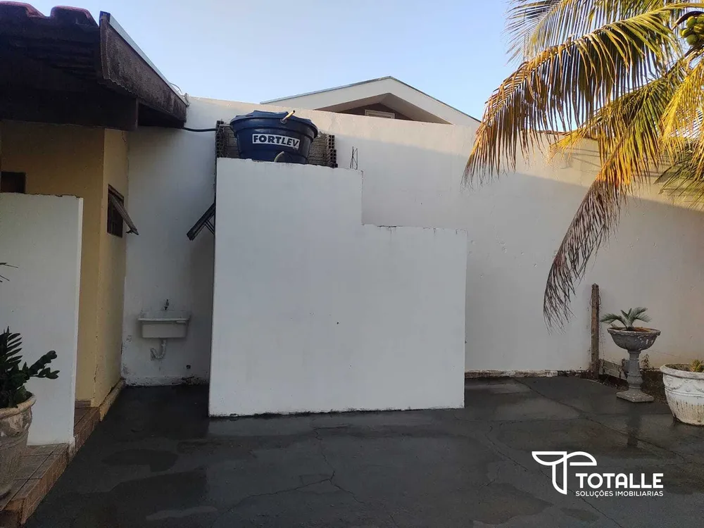 Casa, 1 quarto, 1000 m² - Foto 1